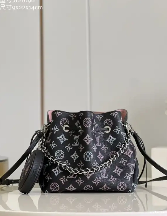 WIS VUITTON LOUIS BELLA 0620